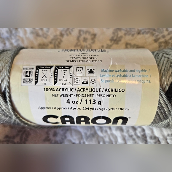 Caron Simply Soft Yarn 5 Skeins - Black, Autumn Red, White, Stormy Weather - Picture 8 of 9